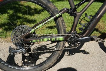 Used Specialized Stumpjumper Expert 2022 2022 Mountainbike, Green, 29 — image 3 of 8