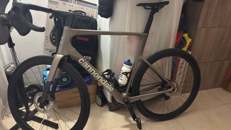 Used Cannondale SuperSix EVO Shimano Ultegra Di2 2025 Road & Gravel, Orange — image 3 of 4
