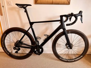 Used Canyon Ultimate CF SLX 8 Di2 2023 Frameset 2023 Road & Gravel, Schwarz — image 2 of 3