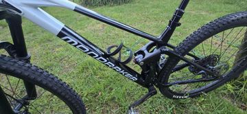 Used Mondraker RAZE 2023 2023 Mountainbike, White, 29 — image 9 of 11