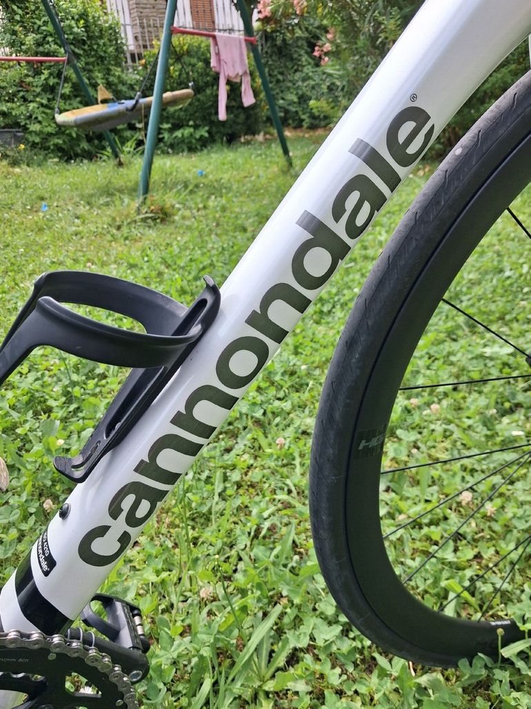 Used Cannondale SuperSix EVO Shimano Ultegra 2021 Road & Gravel, Blanco — image 8 of 11