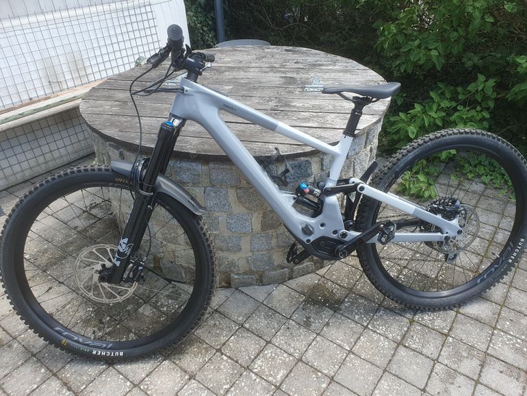 Used Specialized Turbo Kenevo SL Expert 2022 2022 Mountainbike — image 1 of 17