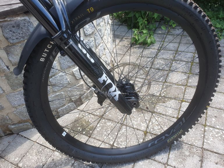 Used Specialized Turbo Kenevo SL Expert 2022 2022 Mountainbike — image 8 of 17