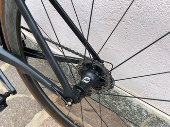 Used Canyon Aeroad CF SL 8.0 Di2 2019 2019 Road & Gravel, Black — image 12 of 14