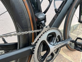 Used Canyon Aeroad CF SL 8.0 Di2 2019 2019 Road & Gravel, Black — image 7 of 14