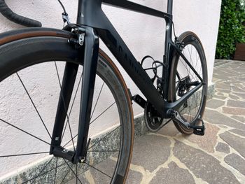 Used Canyon Aeroad CF SL 8.0 Di2 2019 2019 Road & Gravel, Black — image 13 of 14