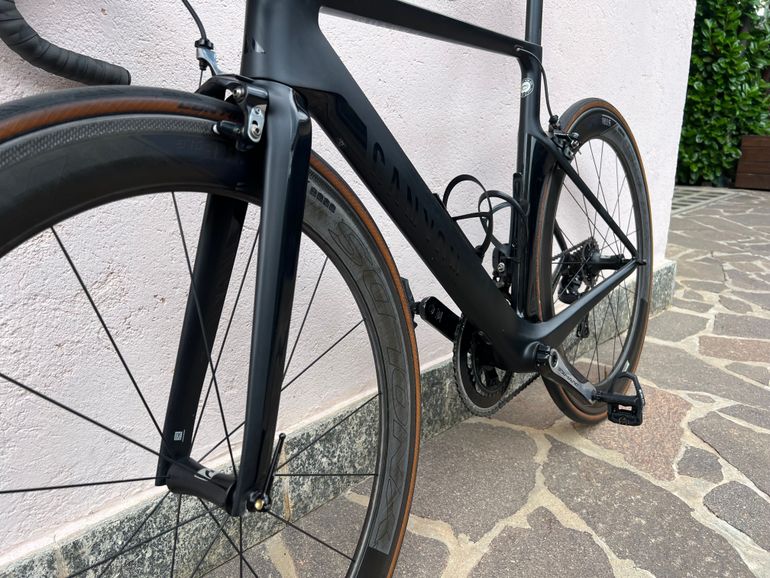 Used Canyon Aeroad CF SL 8.0 Di2 2019 2019 Road & Gravel, Black — image 13 of 14