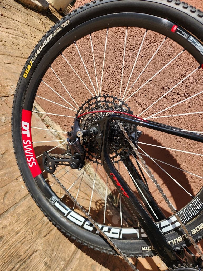 Used Carbon Team GW Panther Carbono 29 2025 Mountainbike, Nero — image 8 of 9