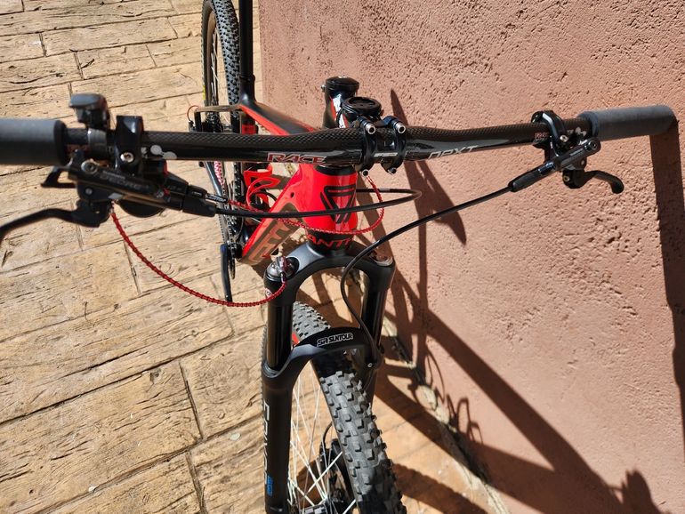 Used Carbon Team GW Panther Carbono 29 2025 Mountainbike, Nero — image 7 of 9