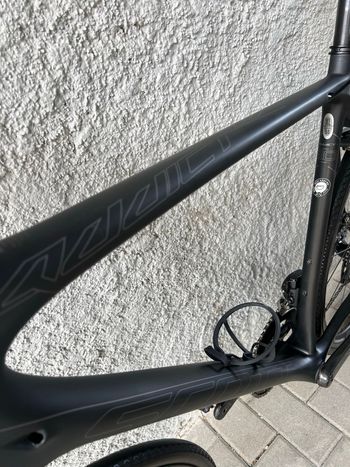 Used Scott Addict SRAM Red eTap 2019 Road & Gravel, Black — image 8 of 20