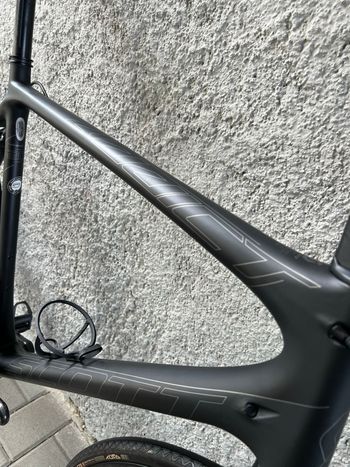 Used Scott Addict SRAM Red eTap 2019 Road & Gravel, Black — image 7 of 20