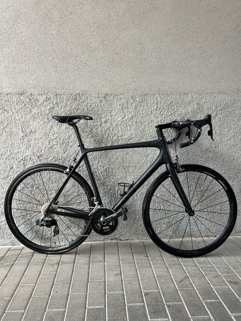 Used Scott Addict SRAM Red eTap 2019 Road & Gravel, Black — image 3 of 20