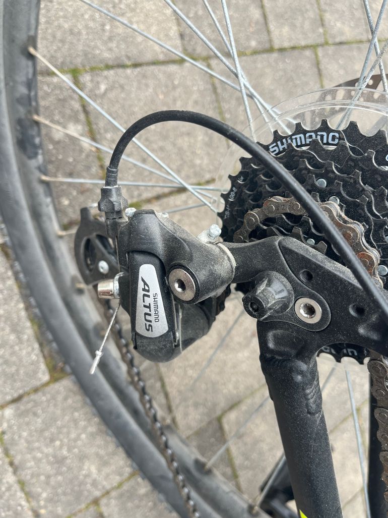 Used BULLS Wildtail Shimano Altus 2024 Mountainbike, Light Gray — image 4 of 11