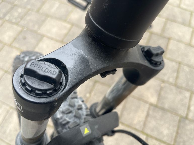 Used BULLS Wildtail Shimano Altus 2024 Mountainbike, Light Gray — image 2 of 11