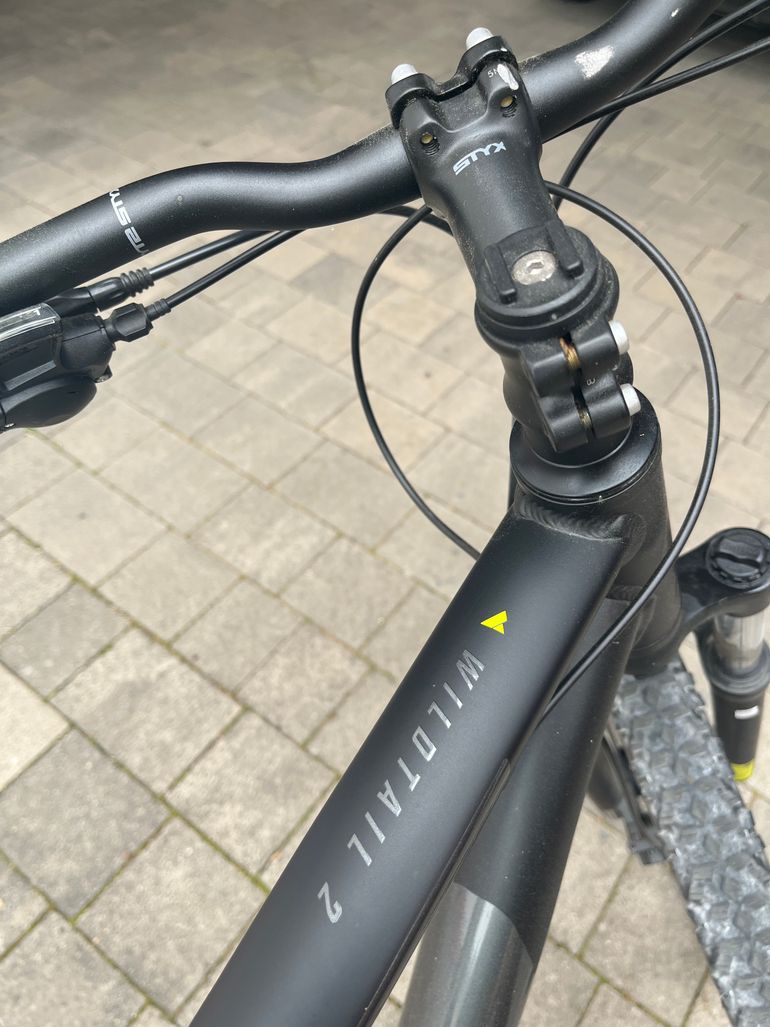 Used BULLS Wildtail Shimano Altus 2024 Mountainbike, Light Gray — image 8 of 11