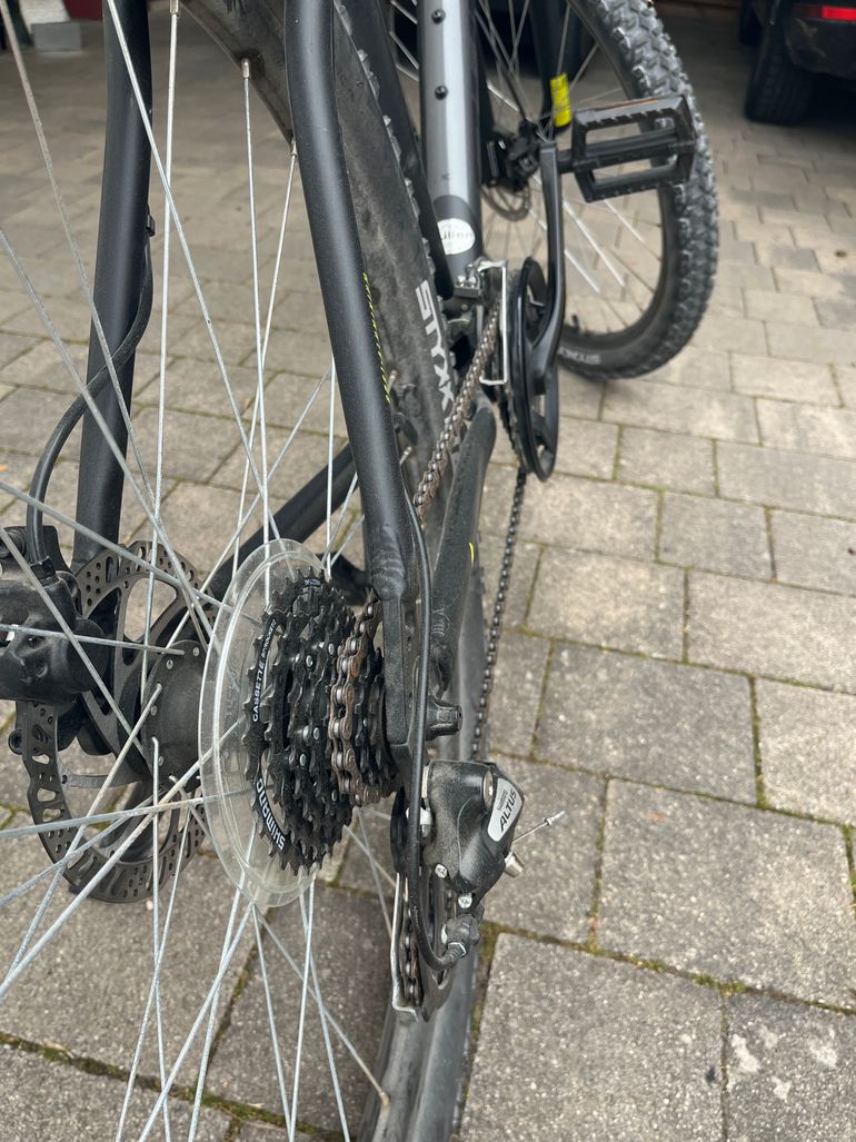 Used BULLS Wildtail Shimano Altus 2024 Mountainbike, Light Gray — image 10 of 11