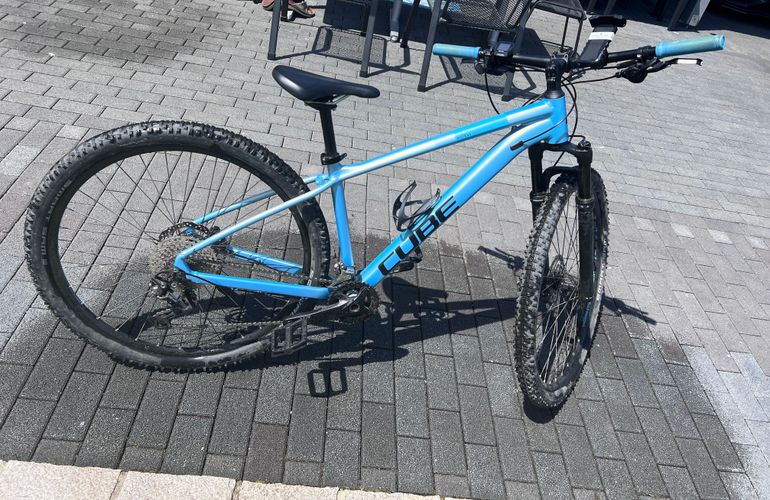 Used CUBE ACCESS WS RACE 2024 2024 Mountainbike, Blu — image 4 of 4