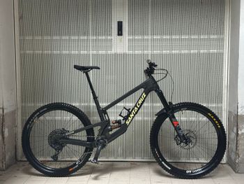 Used Santa Cruz MEGATOWER X01 / Carbon CC 2024 2024 MTB
