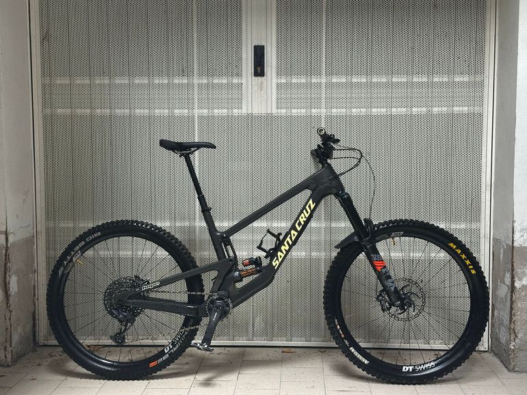 Used Santa Cruz MEGATOWER X01 / Carbon CC 2024 2024 Mountainbike, Nero — image 1 of 12