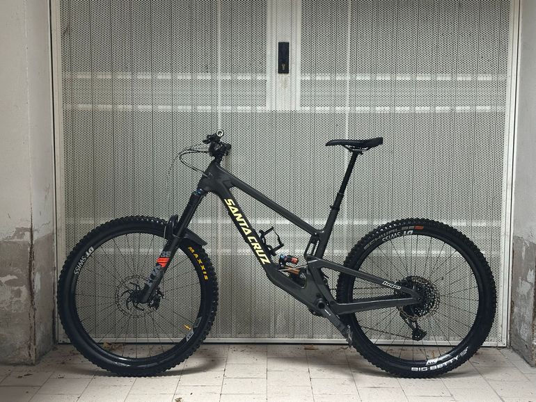 Used Santa Cruz MEGATOWER X01 / Carbon CC 2024 2024 Mountainbike, Nero — image 2 of 12