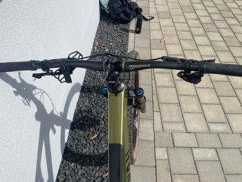 Used Canyon Neuron CF 9 SL 2024 2024 Mountainbike, Green, 27.5, 29 — image 6 of 9