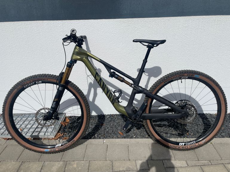 Used Canyon Neuron CF 9 SL 2024 2024 Mountainbike, Green, 27.5, 29 — image 8 of 9