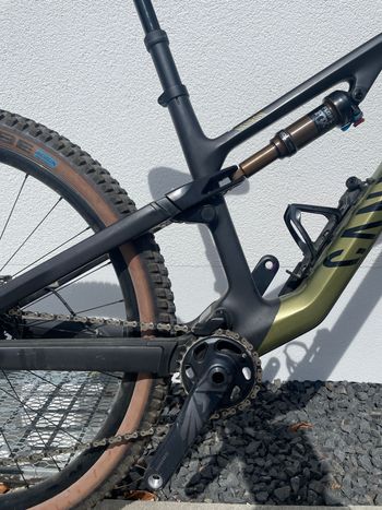 Used Canyon Neuron CF 9 SL 2024 2024 Mountainbike, Green, 27.5, 29 — image 4 of 9