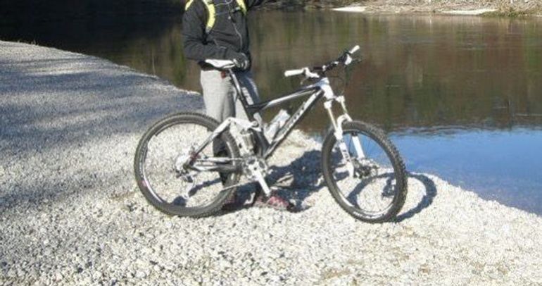 Used Scott Scott Genius 40 2011 2011 Mountainbike, Schwarz — image 3 of 3