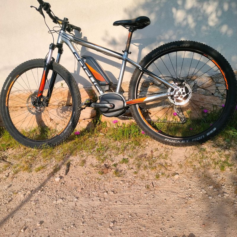Used Focus JARIFA² EX Active 2018 2018 Mountainbike, Light Gray, 27.5 — image 1 of 3