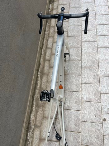 Used Focus Izalco Frameset 2025 Road & Gravel — image 3 of 5