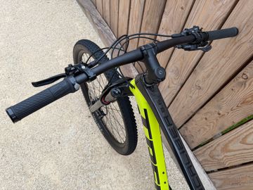 Used Trek Procaliber 9.6 2022 2022 Mountainbike, Black, 29 — image 10 of 12