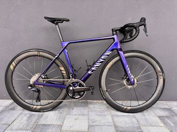 Brugt Canyon Ultimate CFR Di2 Aero 2025 2025 Road & Gravel — billede 5 af 17