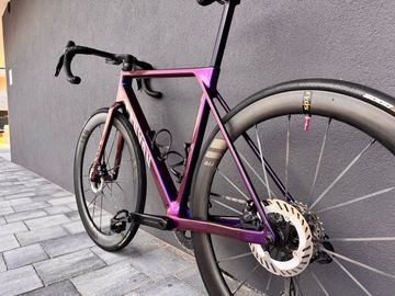 Brugt Canyon Ultimate CFR Di2 Aero 2025 2025 Road & Gravel — billede 3 af 17