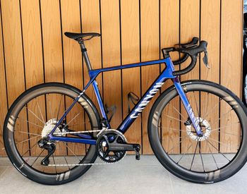 Used Canyon Ultimate CFR Di2 Aero 2025 2025 Racefiets & gravel