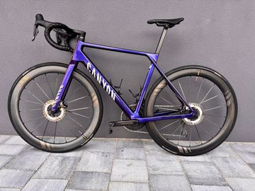 Brugt Canyon Ultimate CFR Di2 Aero 2025 2025 Road & Gravel — billede 15 af 17