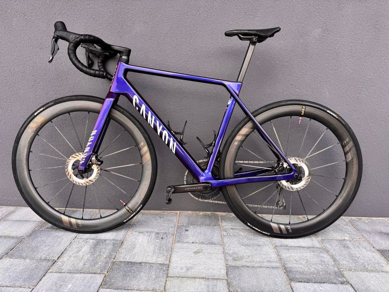 Tweedehands Canyon Ultimate CFR Di2 Aero 2025 2025 Road & Gravel — afbeelding 15 van 17