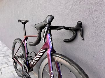 Brugt Canyon Ultimate CFR Di2 Aero 2025 2025 Road & Gravel — billede 4 af 17