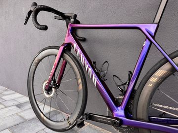 Brugt Canyon Ultimate CFR Di2 Aero 2025 2025 Road & Gravel — billede 11 af 17