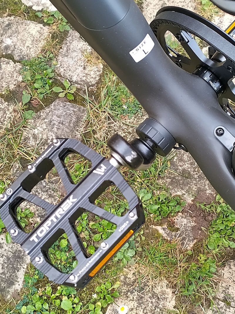 Używany Urtopia Carbon E-Bike 2022 2022 Urban — zdjęcie 4 z 6