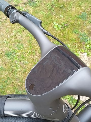 Używany Urtopia Carbon E-Bike 2022 2022 Urban — zdjęcie 6 z 6