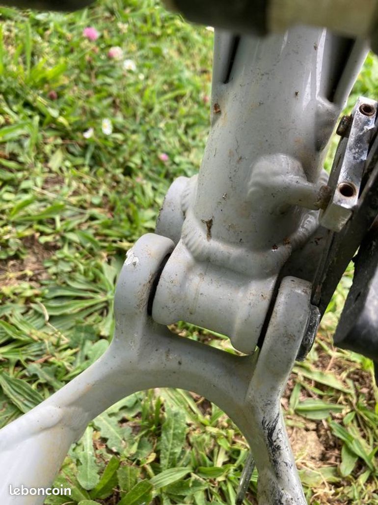 Used Specialized Fsr 2006 Frameset 2006 Mountainbike, Hellgrau — image 2 of 11
