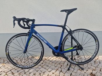 Used Van rysel Ultra CF Ultegra Di2 Road Bike 2021 2021 Road & Gravel — image 2 of 16