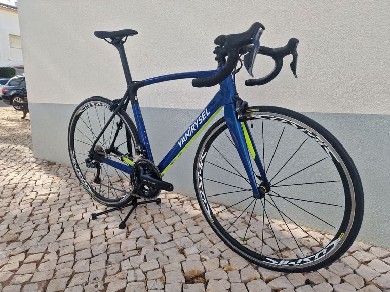 Used Van rysel Ultra CF Ultegra Di2 Road Bike 2021 2021 Road & Gravel — image 4 of 16