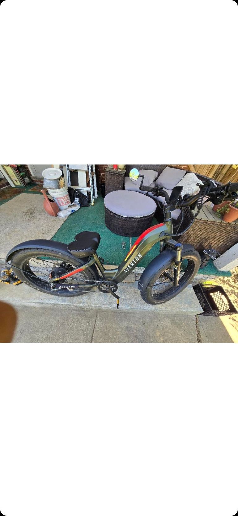 Used Aventon Aventure Step-through Ebike 2021 2021 Mountainbike, Green, 26 — image 1 of 4