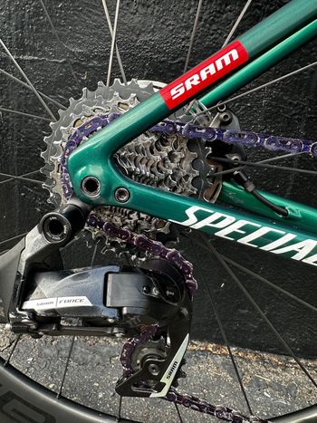 Used Specialized Tarmac SL8 Pro - SRAM Force eTAP AXS 2025 2025 Road & Gravel, Green — image 4 of 12