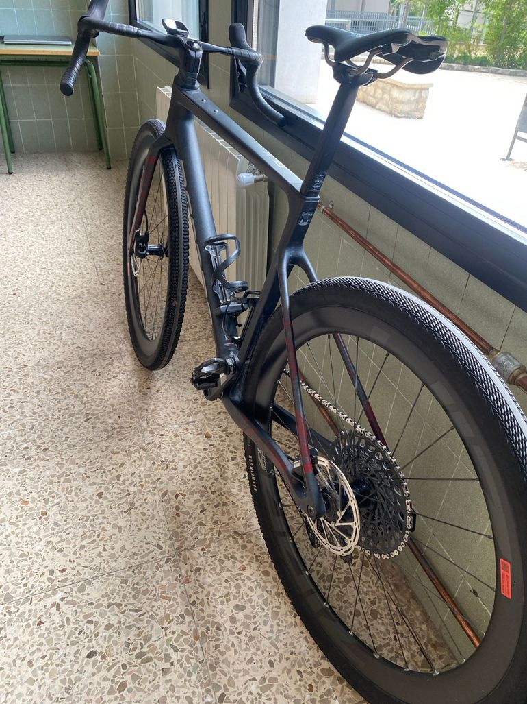 Used Megamo SILK 10 2025 2025 Road & Gravel, Light Gray — image 3 of 11