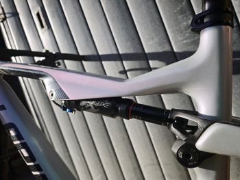 Używany Lapierre XRM 6.9 2023 2023 Mountainbike — zdjęcie 4 z 5