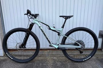 Used Lapierre XRM 6.9 2023 2023 Mountainbike, Light Gray — image 2 of 5