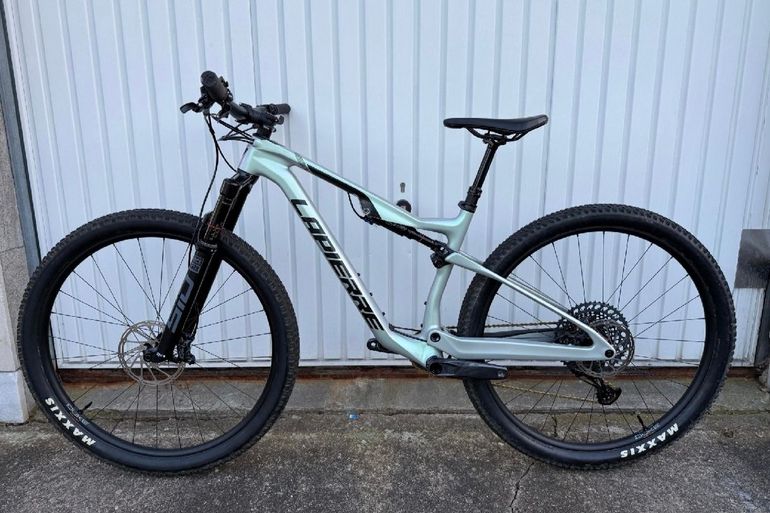 Used Lapierre XRM 6.9 2023 2023 Mountainbike, Light Gray — image 2 of 3