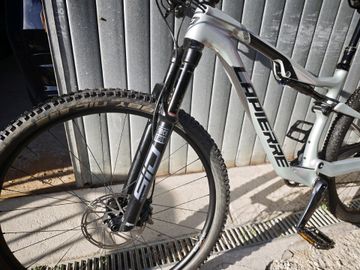 Used Lapierre XRM 6.9 2023 2023 Mountainbike, Light Gray — image 5 of 5